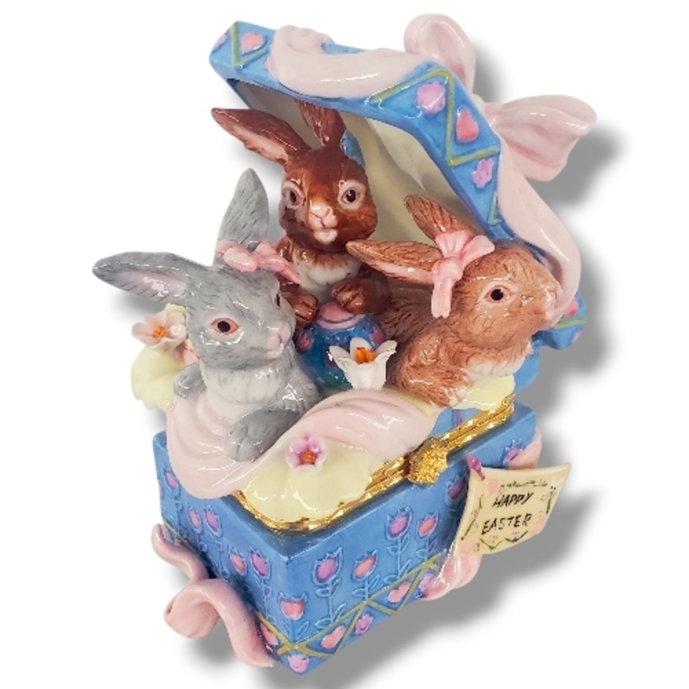 New Porcelain Decorative Hinged Keepsake Trinket Box Easter Bunnies Hand Painted